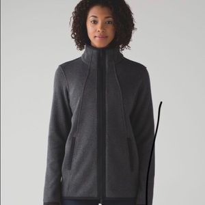 (SOLD) Lululemon It’s Fleecing Cold Jacket size 10